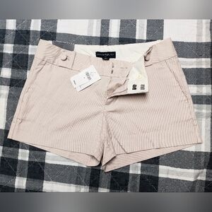 Banana Republic Women's Khaki Size 4 Shorts New